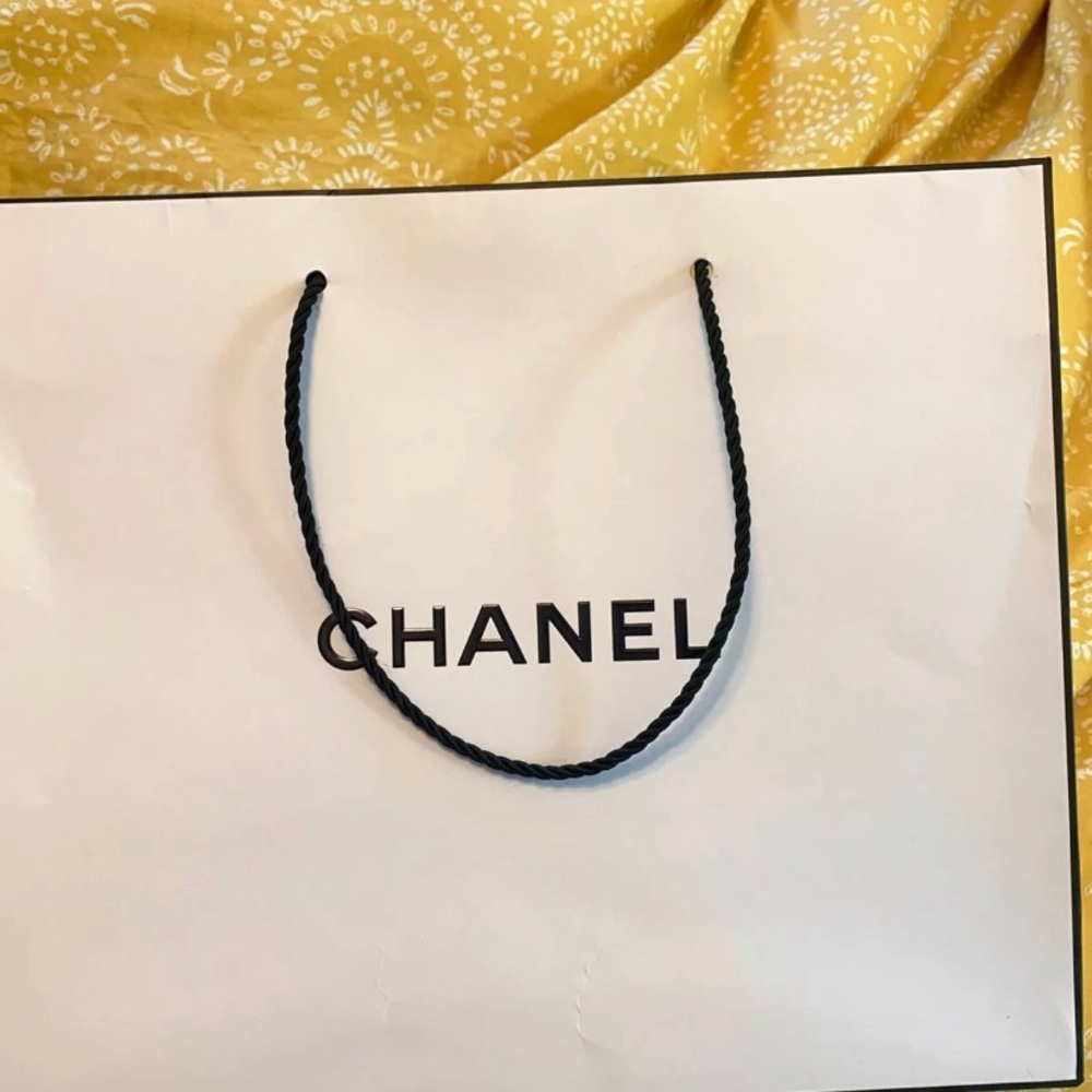 Lg size Chanel bag authentic